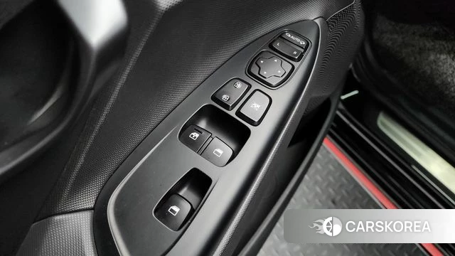 Hyundai Veloster (JS) id 4309804 из Кореи 29
