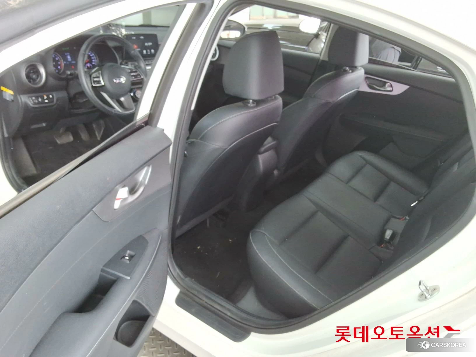 Kia K3 id 3869398 из Кореи 29