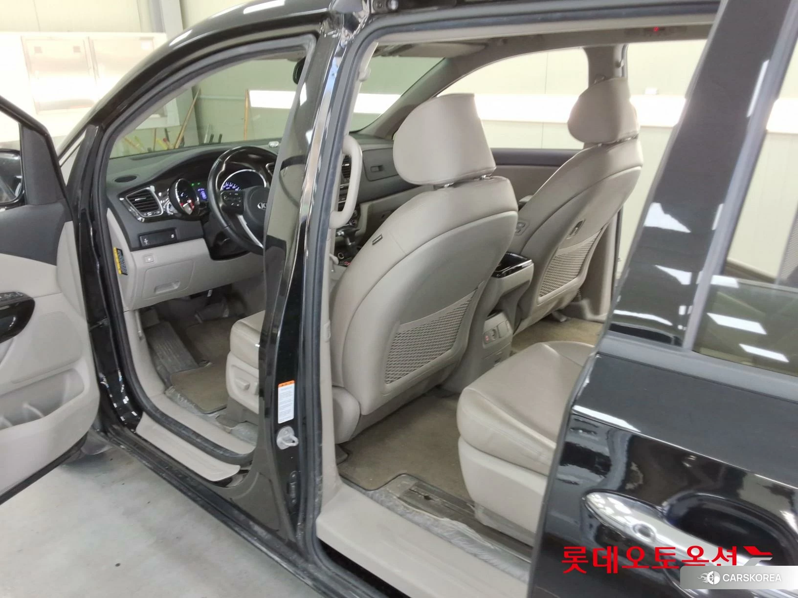 Kia Carnival id 3882157 из Кореи 29