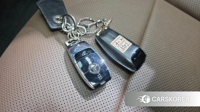 Mercedes-Benz E-Class W213 id 4609478 из Кореи 29