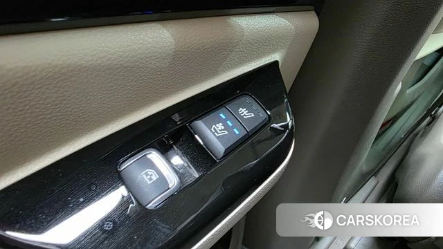 Kia Carnival 4th generation id 4550035 из Кореи 29