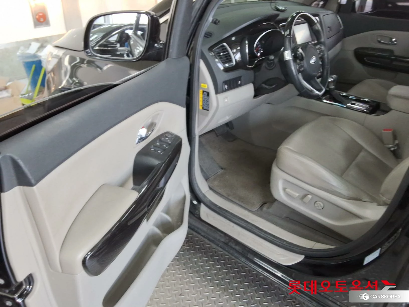 Kia Carnival id 3882130 из Кореи 29