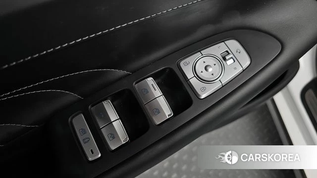 Hyundai The New Grandeur IG Hybrid id 4641912 из Кореи 29