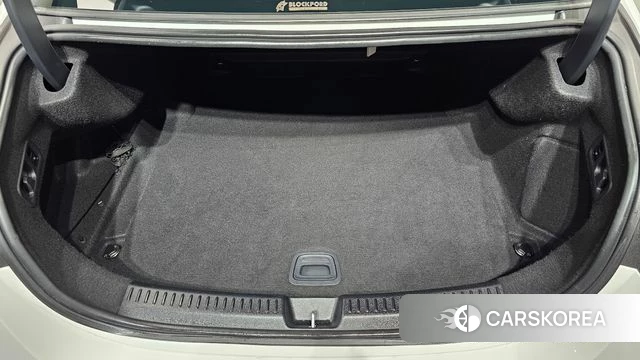 Mercedes-Benz E-Class W214 id 4792113 из Кореи 29