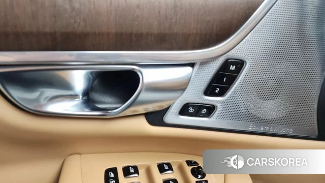 Volvo S90 id 4518908 из Кореи 29