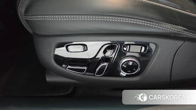 Genesis G90 id 4895347 из Кореи 29