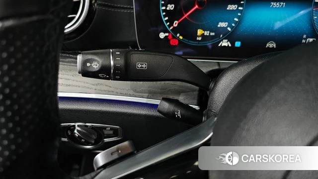 Mercedes-Benz E-Class W213 id 4671950 из Кореи 29