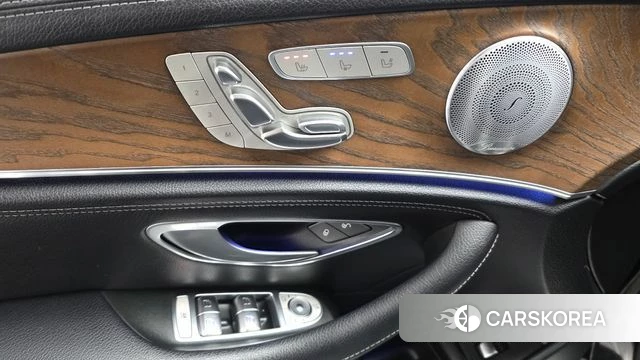 Mercedes-Benz E-Class W213 id 4203913 из Кореи 29