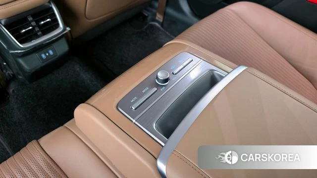 Hyundai Grandeur Hybrid (GN7) id 4400740 из Кореи 29