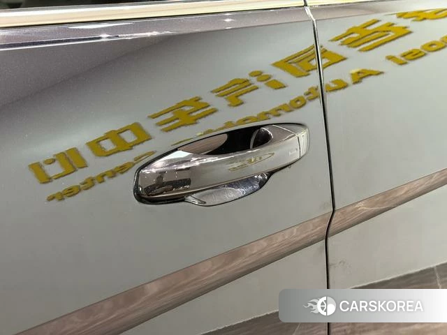 Volkswagen Tourang id 4261911 из Китая 29