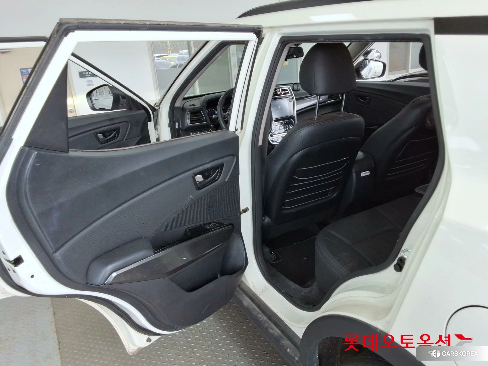 SsangYong Tivoli id 3869466 из Кореи 29