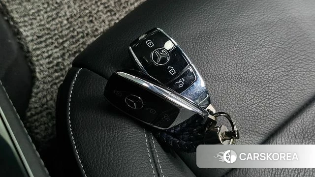 Mercedes-Benz E-Class W213 id 4741170 из Кореи 29