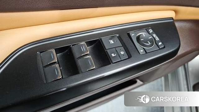 Lexus ES300h 7th generation id 4383357 из Кореи 29