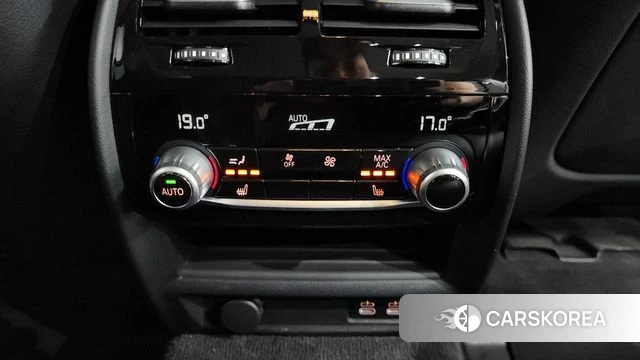 BMW 5 Series (G30) id 4415371 из Кореи 29