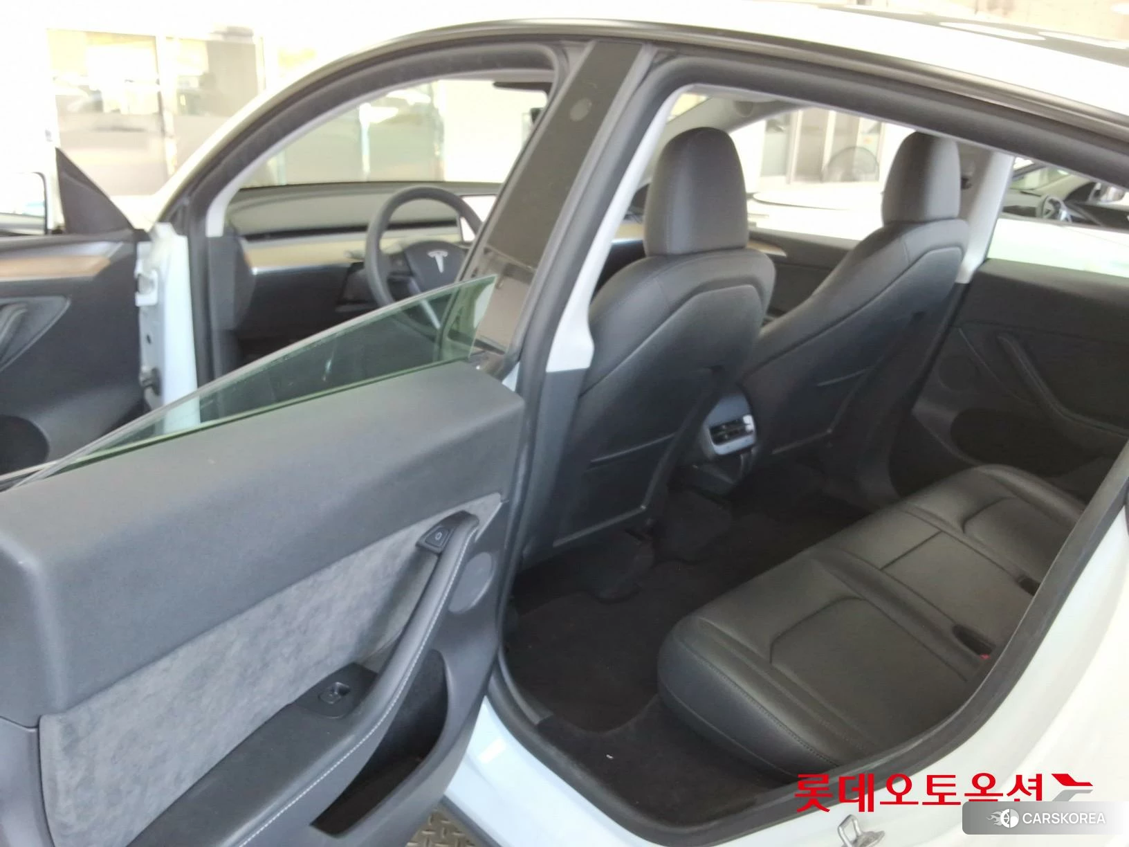 Tesla Model Y RWD id 4909362 из Кореи 29