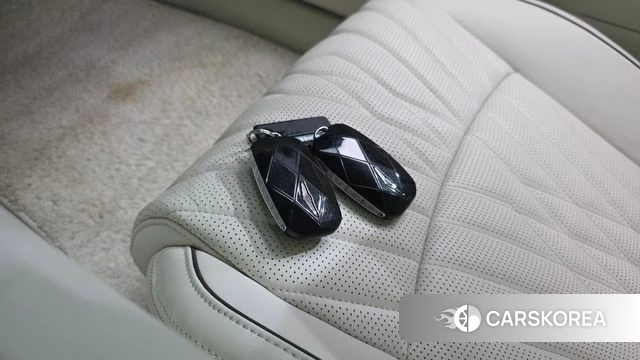 Genesis G90 (RS4) id 4517211 из Кореи 29