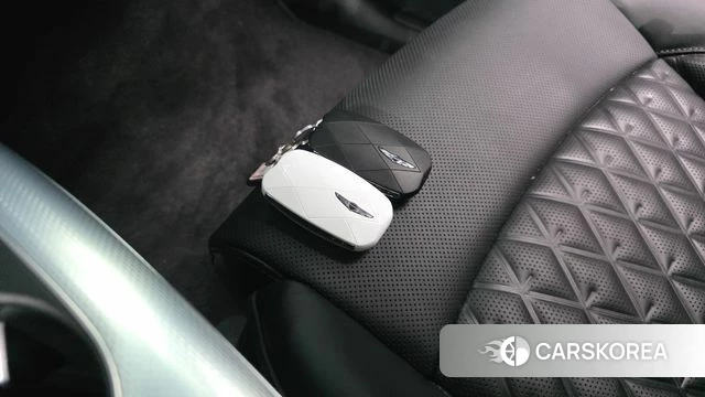 Genesis GV60 id 4444960 из Кореи 29