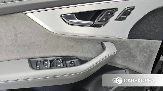 Audi Q8 (4M) id 4707956 из Кореи 29