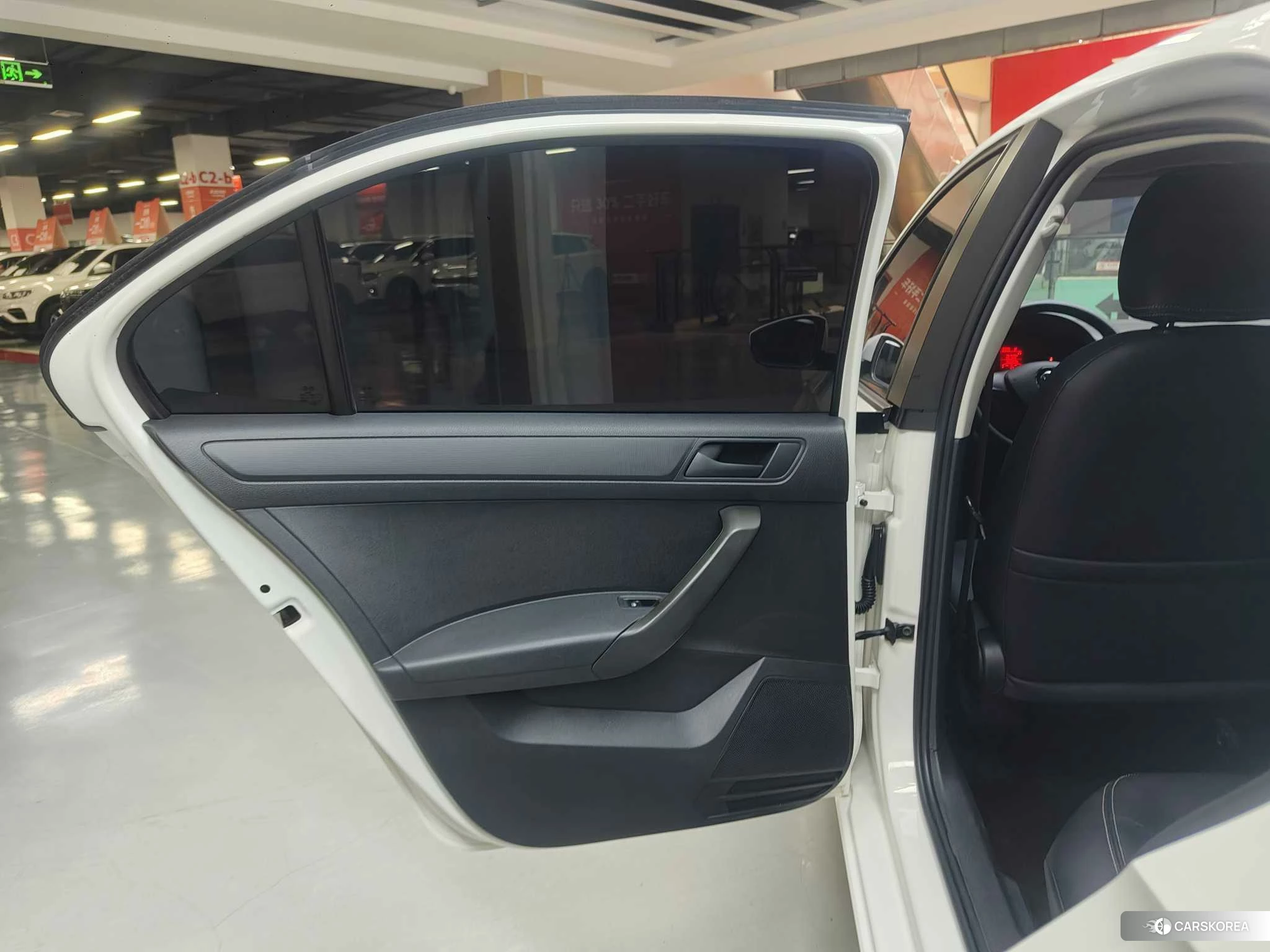 Volkswagen Santana id 4407401 из Китая 29