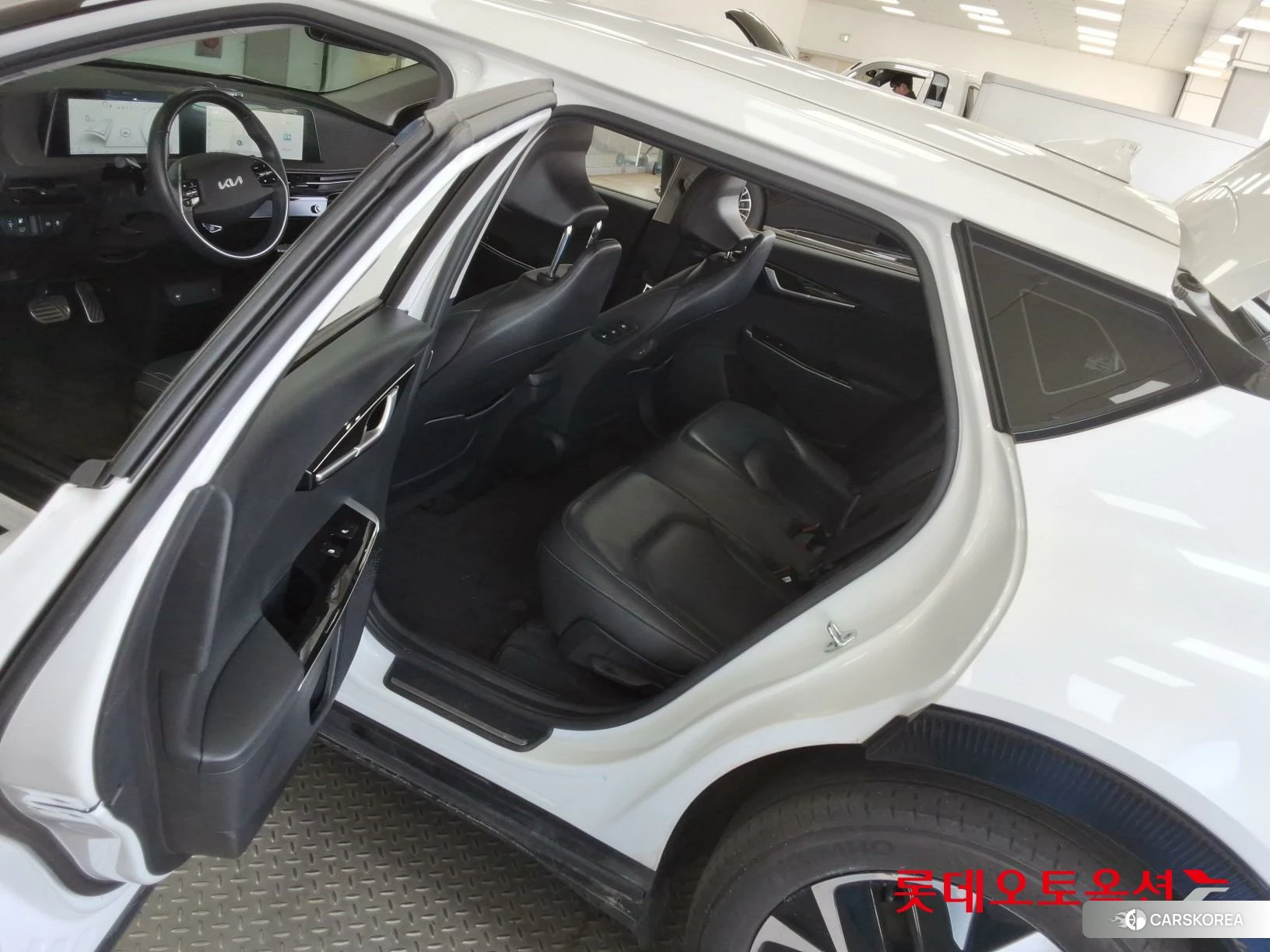 Kia EV6 id 3882098 из Кореи 29