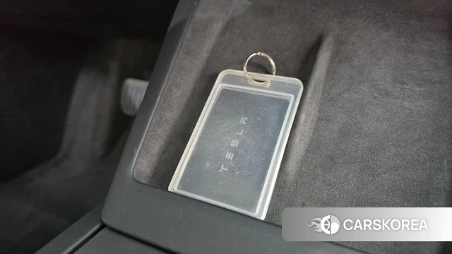 Tesla Model 3 id 4706337 из Кореи 29