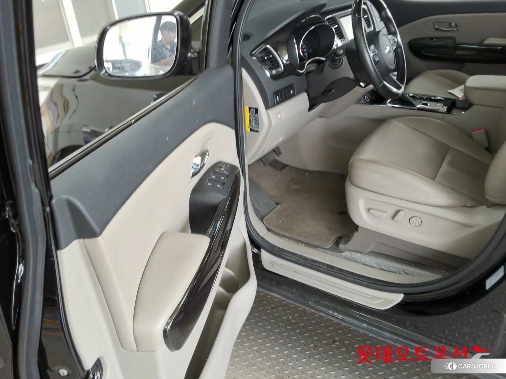 Kia Carnival id 4347383 из Кореи 29