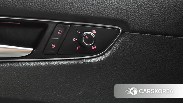 Volkswagen The New Passat id 4525760 из Кореи 29