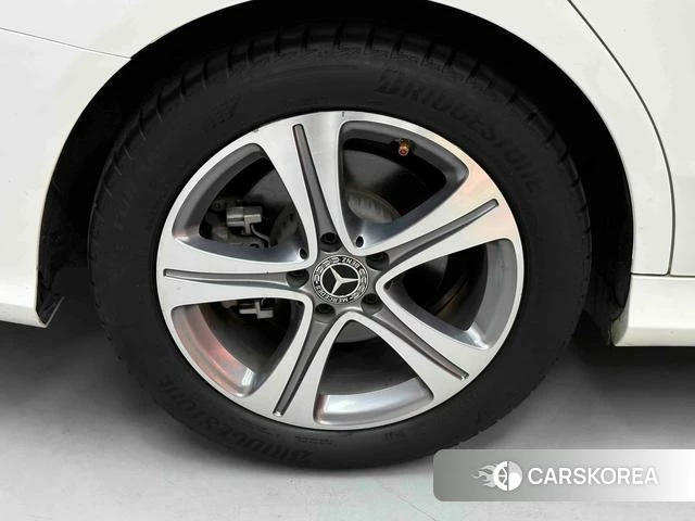 Mercedes-Benz Class C id 4341541 из Китая 29