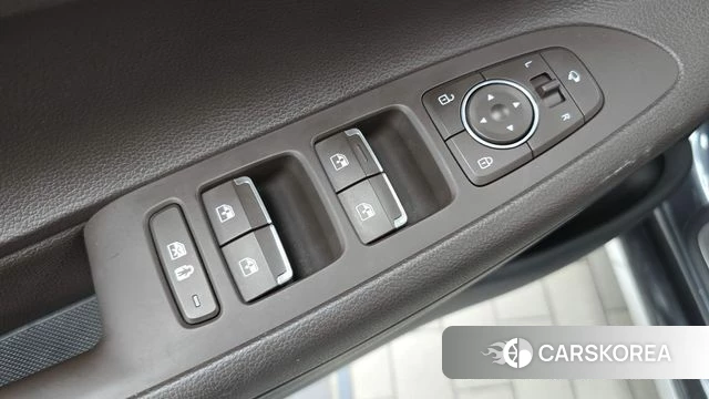 Hyundai The New Grandeur IG Hybrid id 4642144 из Кореи 29