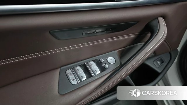 BMW 5 Series (G30) id 4744871 из Кореи 29