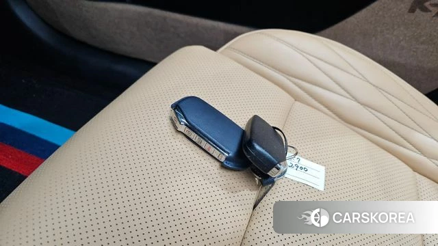 Kia K7 Premier id 4356232 из Кореи 30
