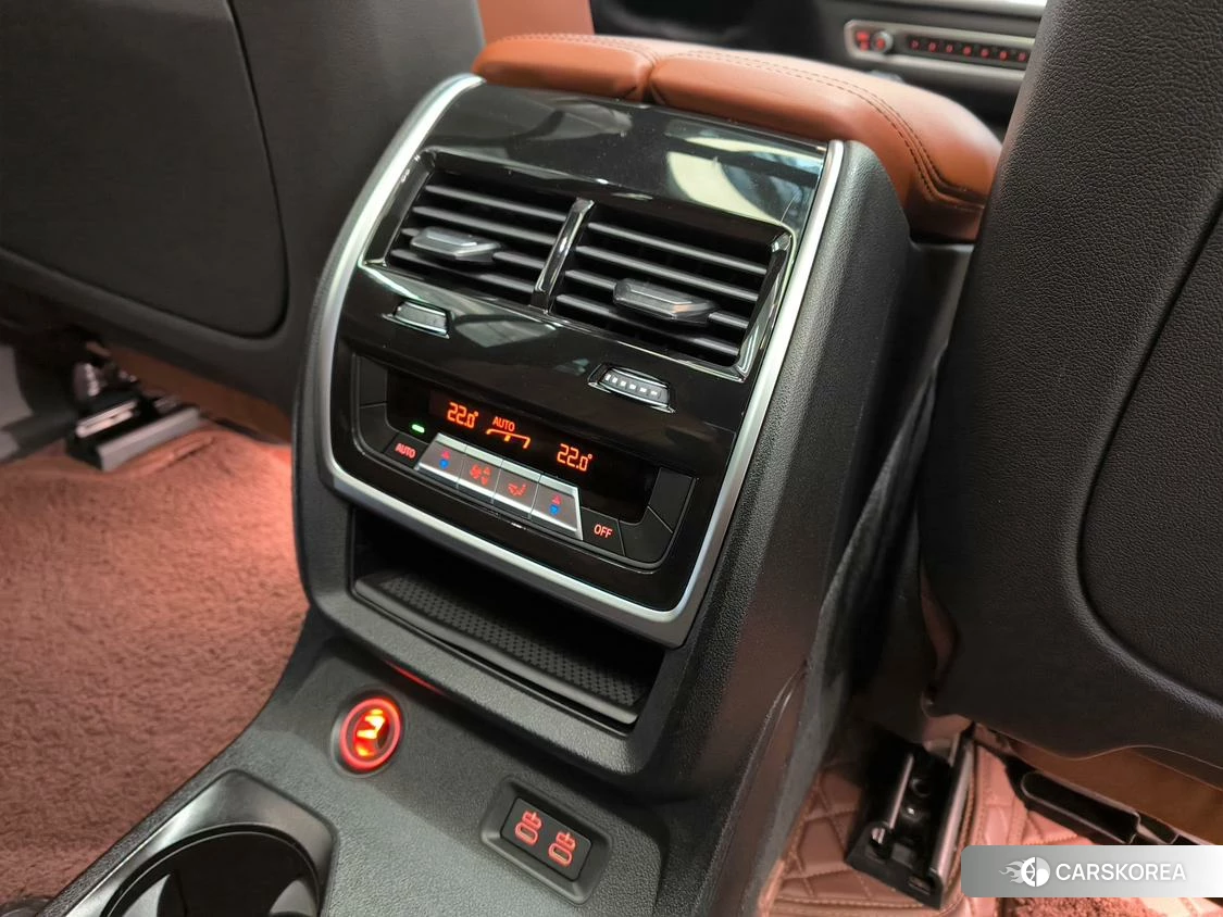 BMW X7 id 4498772 из Китая 30