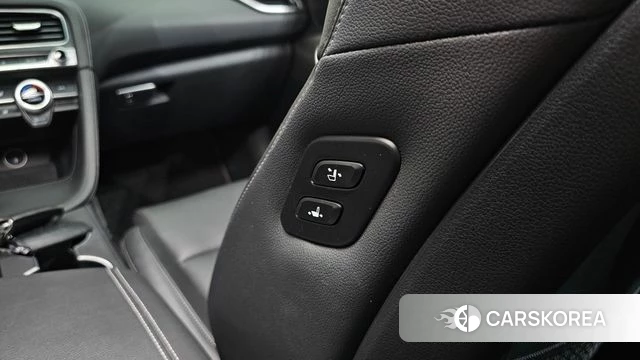 Genesis The New G70 id 4604025 из Кореи 30
