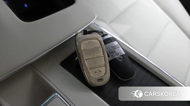 Hyundai The New Grandeur IG Hybrid id 4636535 из Кореи 30