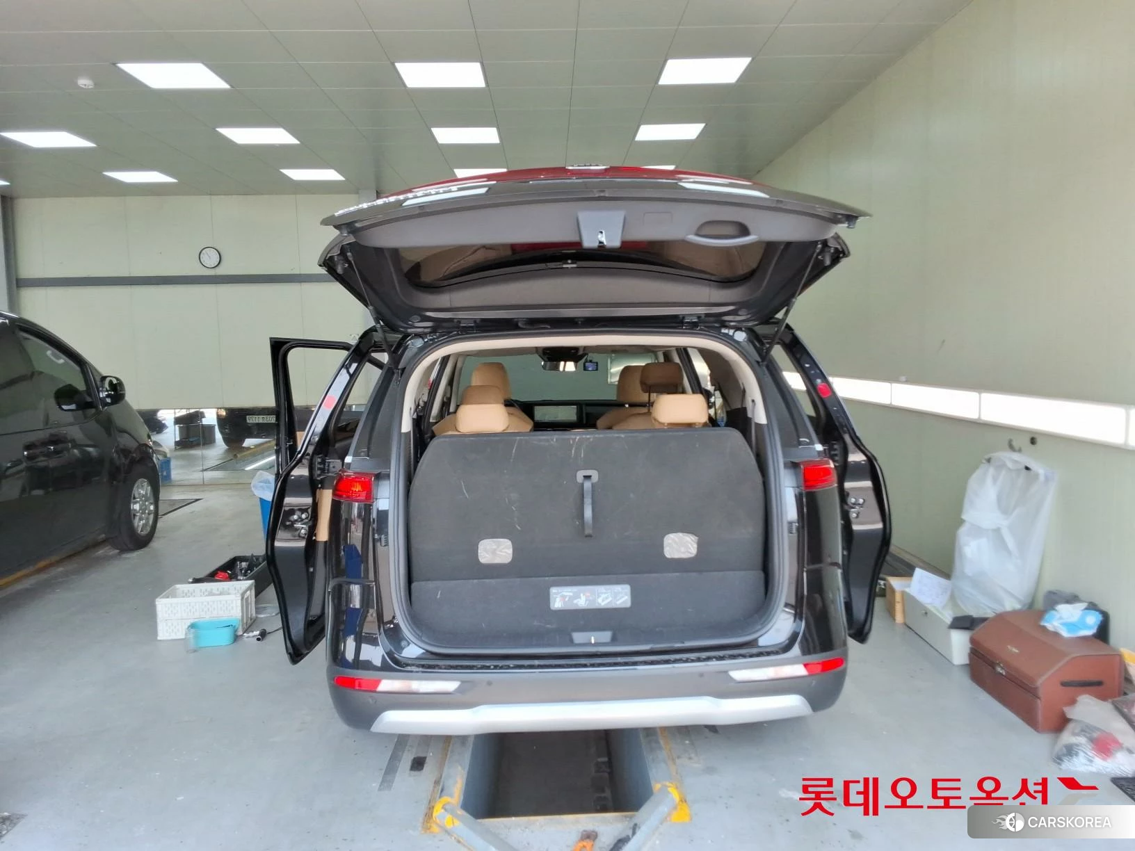 Kia Carnival id 3882133 из Кореи 30