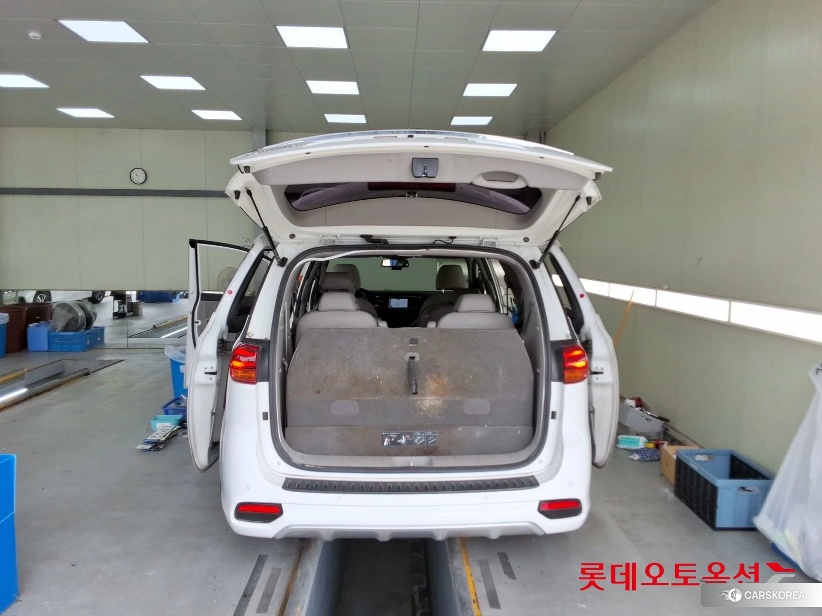 Kia Carnival id 4504352 из Кореи 30