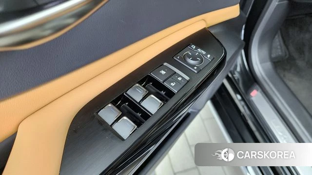 Lexus ES300h 7th generation id 4381033 из Кореи 30