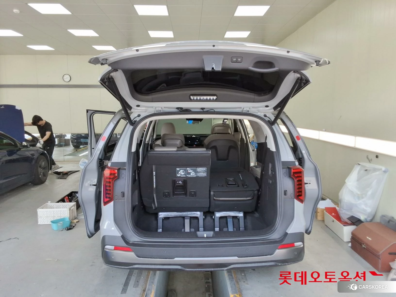 Kia Carnival id 3882084 из Кореи 30