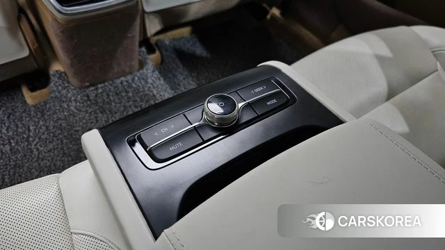Hyundai The New Grandeur IG id 4620018 из Кореи 30