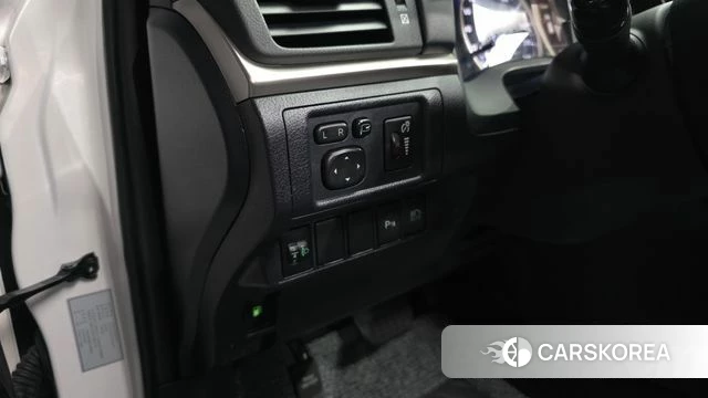 Lexus CT200h id 4345558 из Кореи 30