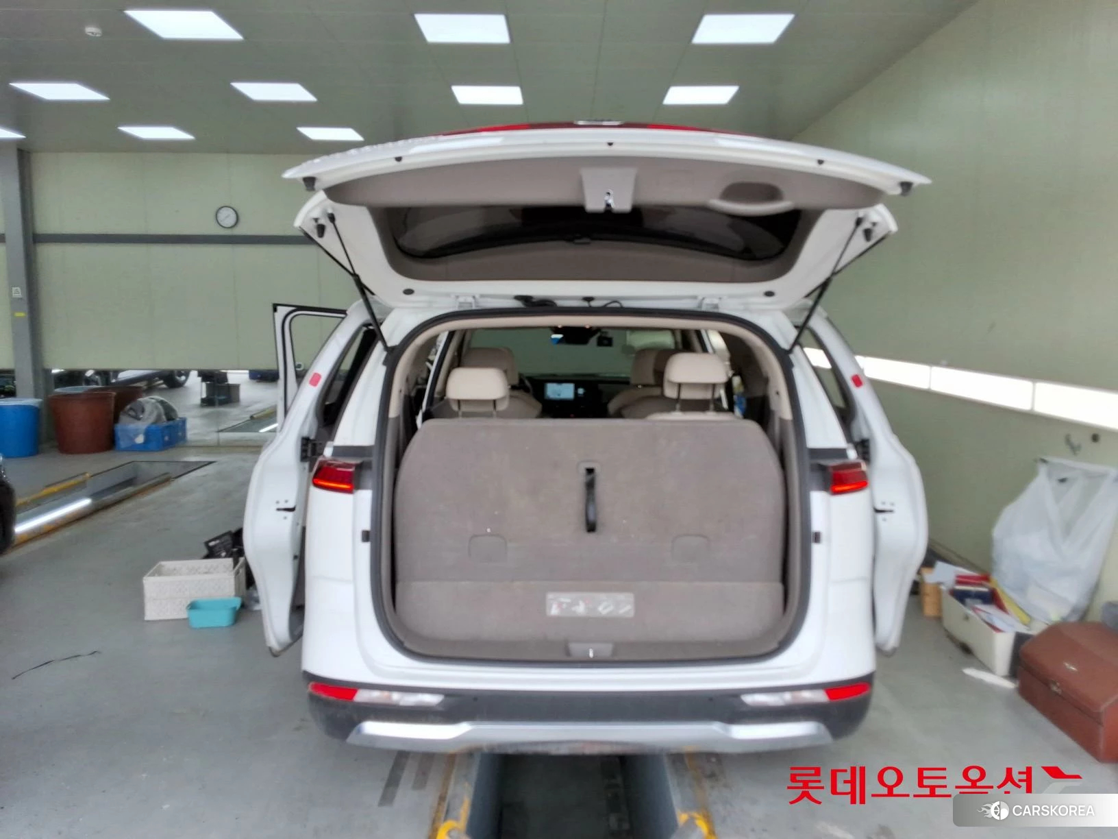 Kia Carnival id 3888386 из Кореи 30