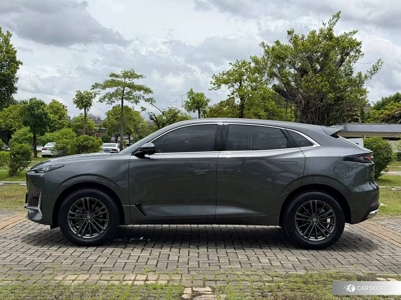 Chang'an Changan UNI-K id 4576628 из Китая 30