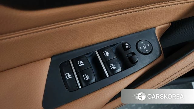 BMW 5 Series (G30) id 4397930 из Кореи 30