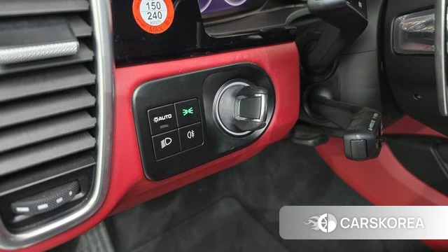 Porsche Cayenne (PO536) id 4401302 из Кореи 30