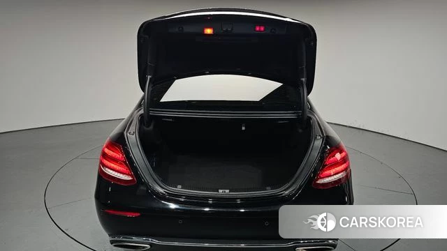 Mercedes-Benz E-Class W213 id 4574389 из Кореи 30