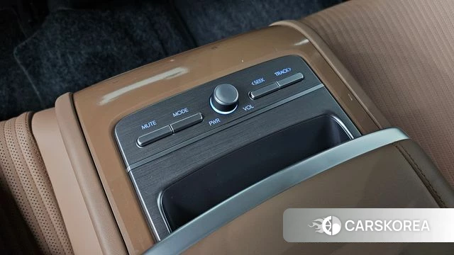 Hyundai Grandeur (GN7) id 4388412 из Кореи 30