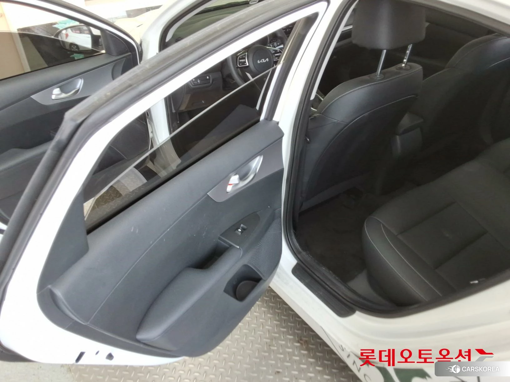 Kia K3 id 4289613 из Кореи 30