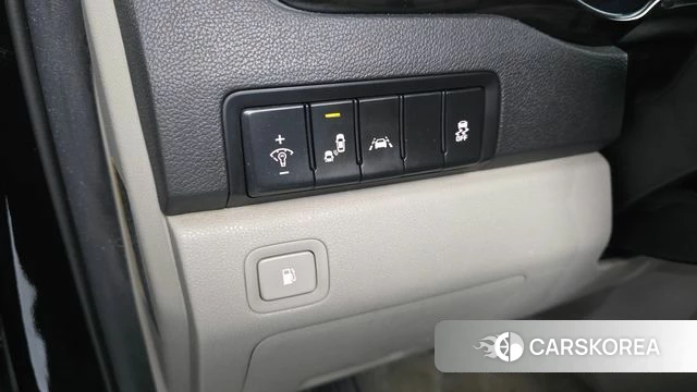 Kia The New Carnival id 4918566 из Кореи 30