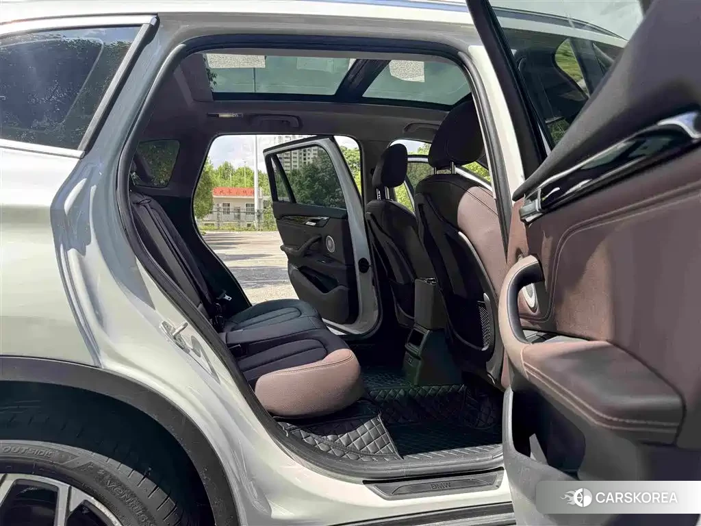BMW X1 id 4681229 из Китая 30