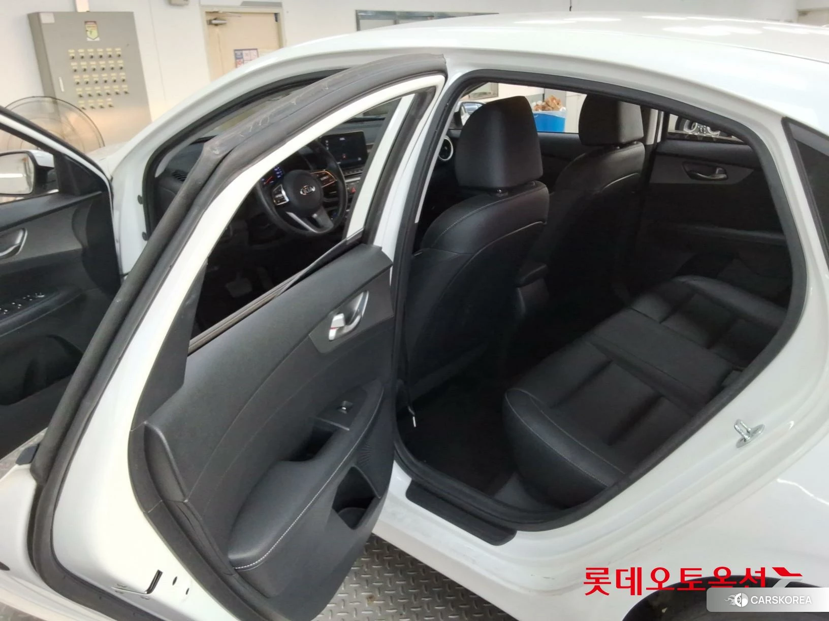 Kia K3 id 4674176 из Кореи 30